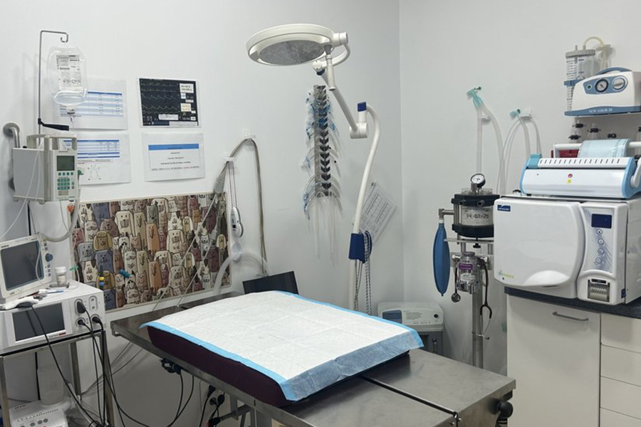 Sin título-1_0000_quirofano3